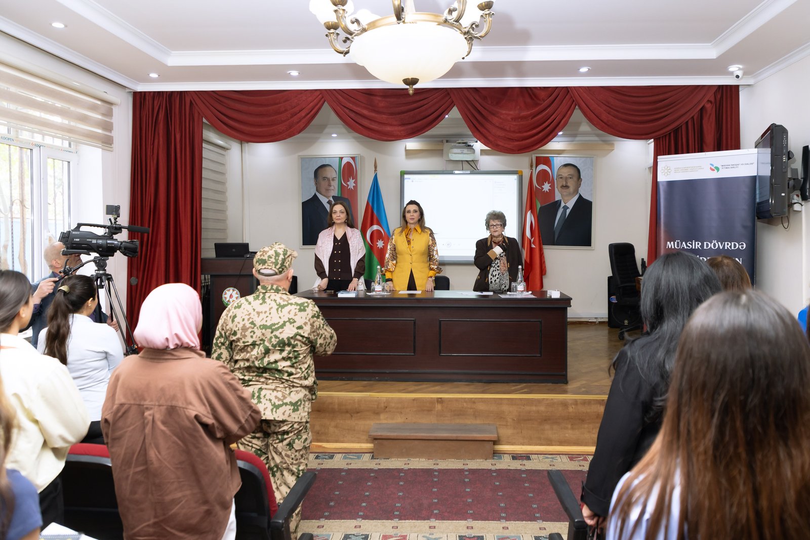 ADPK-da “Müasir dövr, milli ideya, yeni hədəflər” mövzusunda təlim keçirilib
