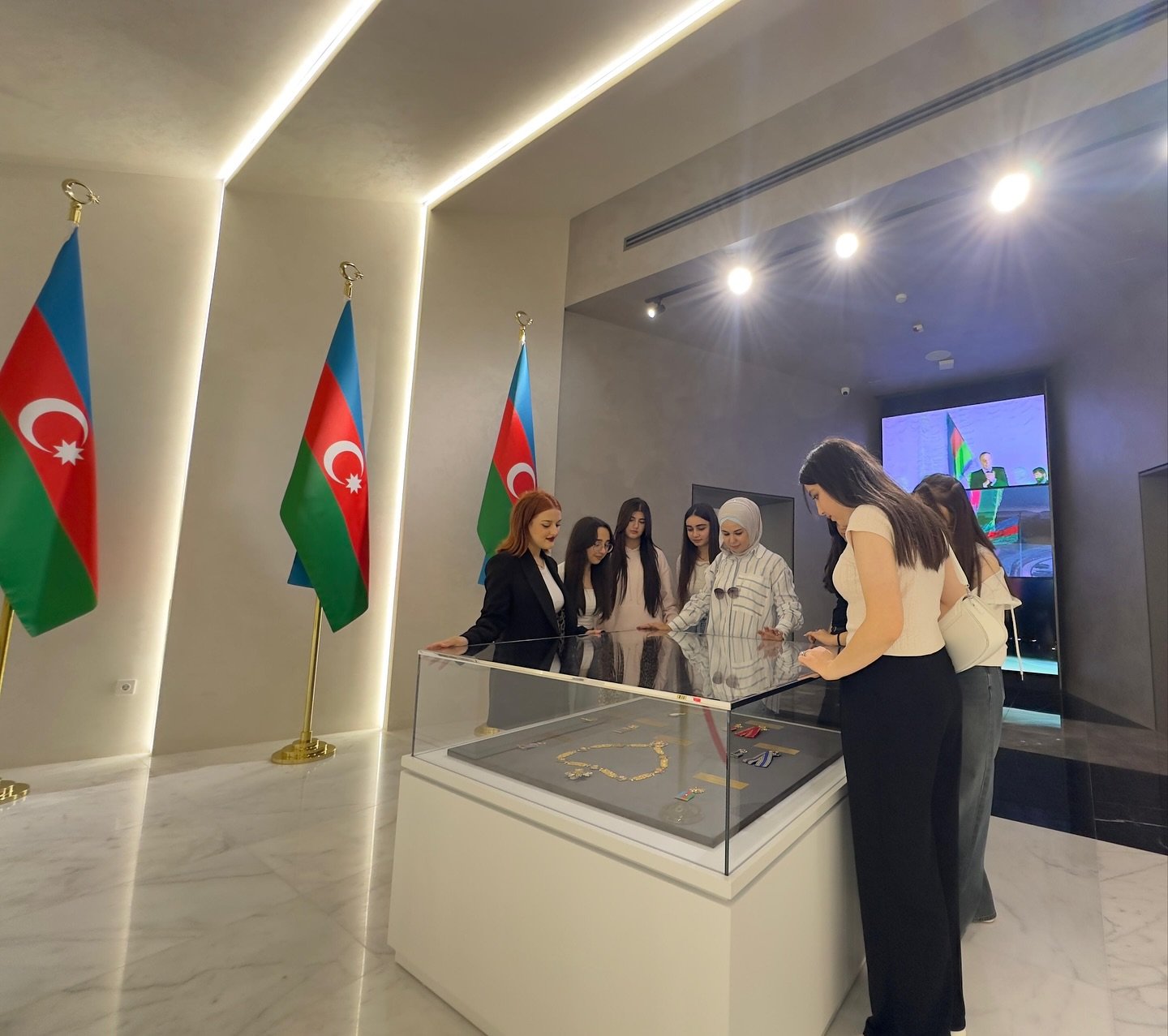 ADPK tələbələrinin Dövlət Bayraq Muzeyinə ziyarəti