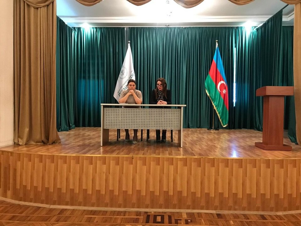 Ailə və ev təhsili şöbəsi tələbələri ilə imtahan qaydalarına dair görüş keçirilib