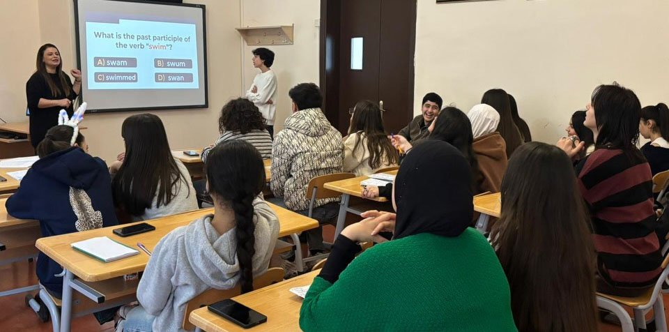 English Skills Development Club çərçivəsində növbəti məşğələ keçirilib