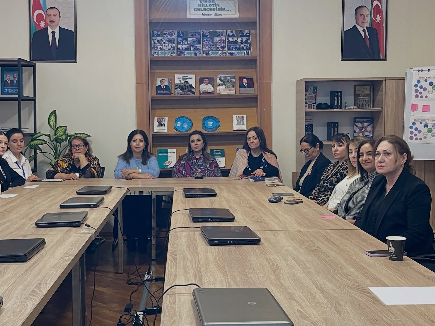 Klassik rus ədəbiyyatına həsr olunmuş dəyirmi masa keçirilib