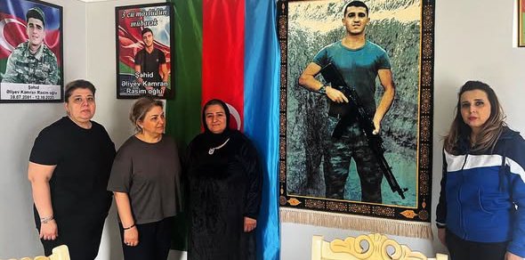 Kollec əməkdaşları şəhid Kamran Əliyevin ailəsini ziyarət ediblər