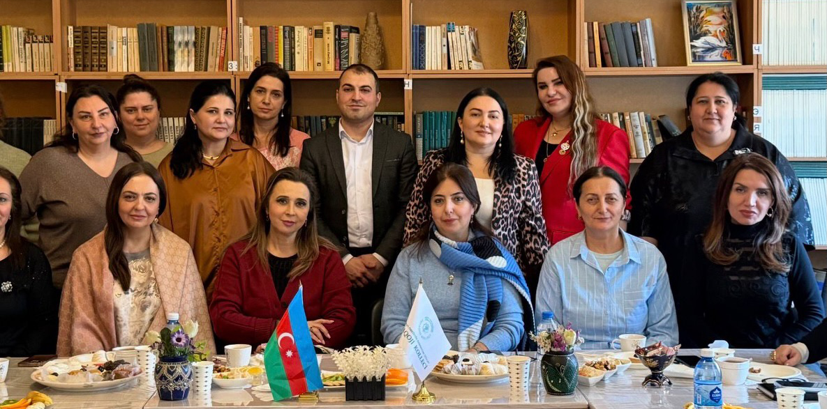 Müəllimlərin müəllifi olduqları kitabların təqdimatı keçirilib
