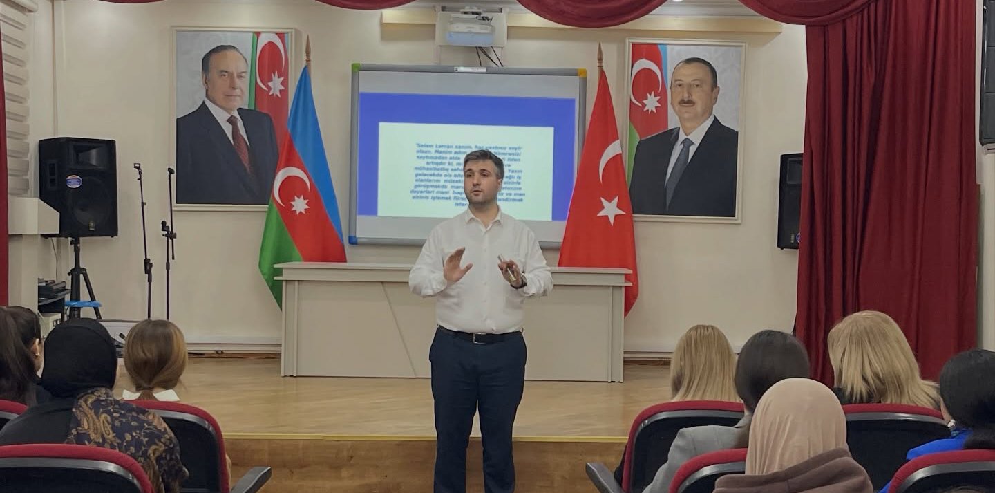 Tələbələr üçün CV və iş axtarışı mövzusunda təlim keçirilib