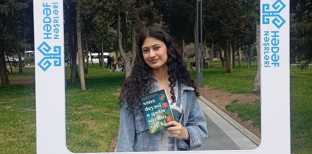 Tələbələr və TGT sədri kitab sərgisində iştirak ediblər