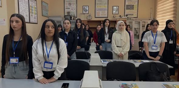 Xocalı soyqırımının 34-cü ildönümünə həsr olunmuş ədəbi-bədii kompozisiya təqdim olunub